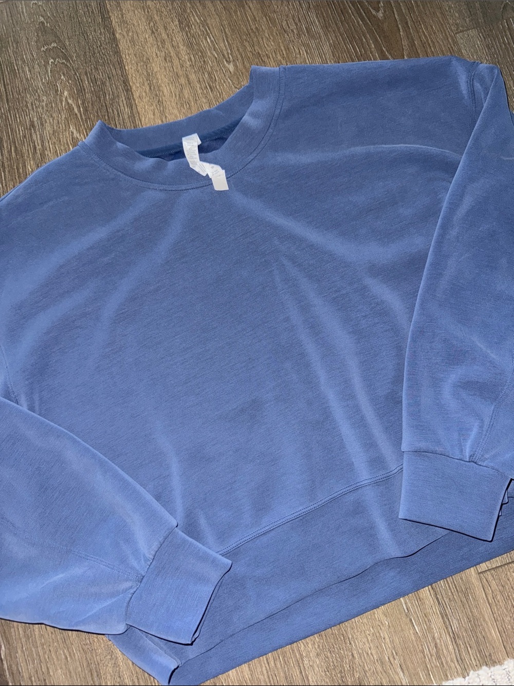 Lululemon Softstreme Perfectly Oversized Cropped Crew In Blue Size 10